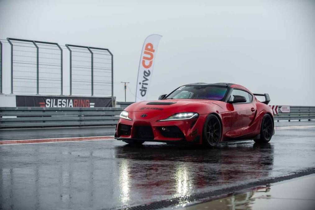 GR Supra triumfuje na zakończenie sezonu TOYOTA GR CUP